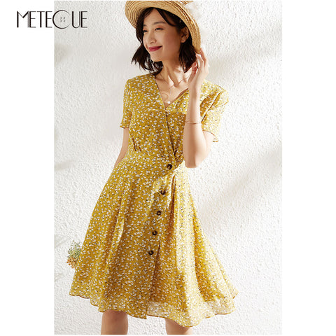 Little Floral Dress with Buttons on Front 2019 Spring Summer Fashion Short Sleeve Midi Dress 2019 Summer